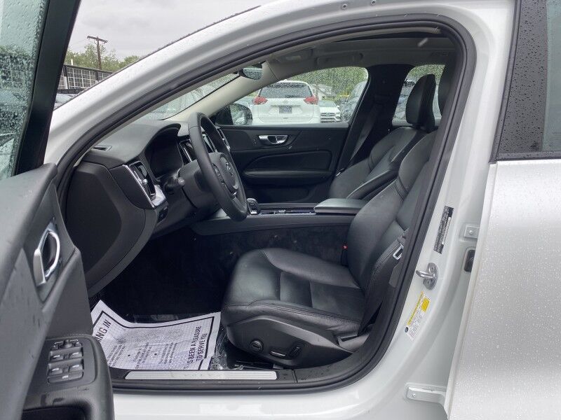 2023 Volvo S60 Core Dark Theme Springfield PA