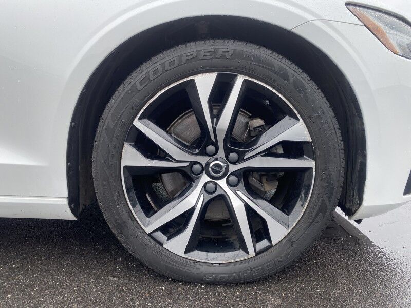 2023 Volvo S60 Core Dark Theme Springfield PA