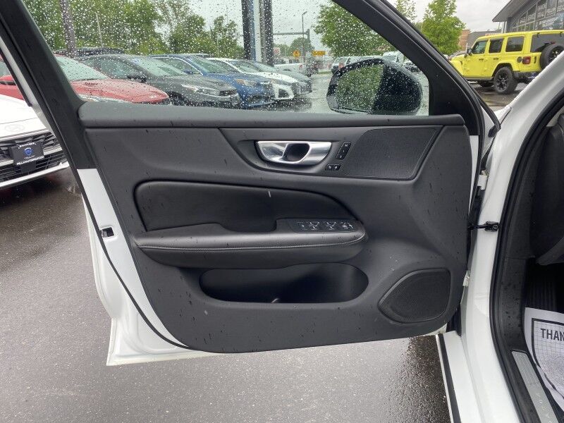2023 Volvo S60 Core Dark Theme Springfield PA