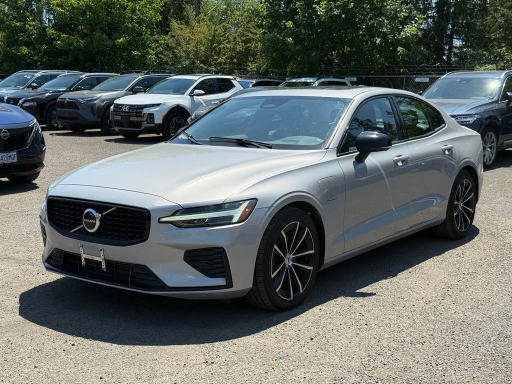 2023 Volvo S60 Recharge Plug-In Hybrid T8 Core Dark Theme Beaverton OR