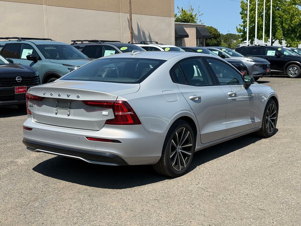 2023 Volvo S60 Recharge Plug-In Hybrid T8 Core Dark Theme Beaverton OR