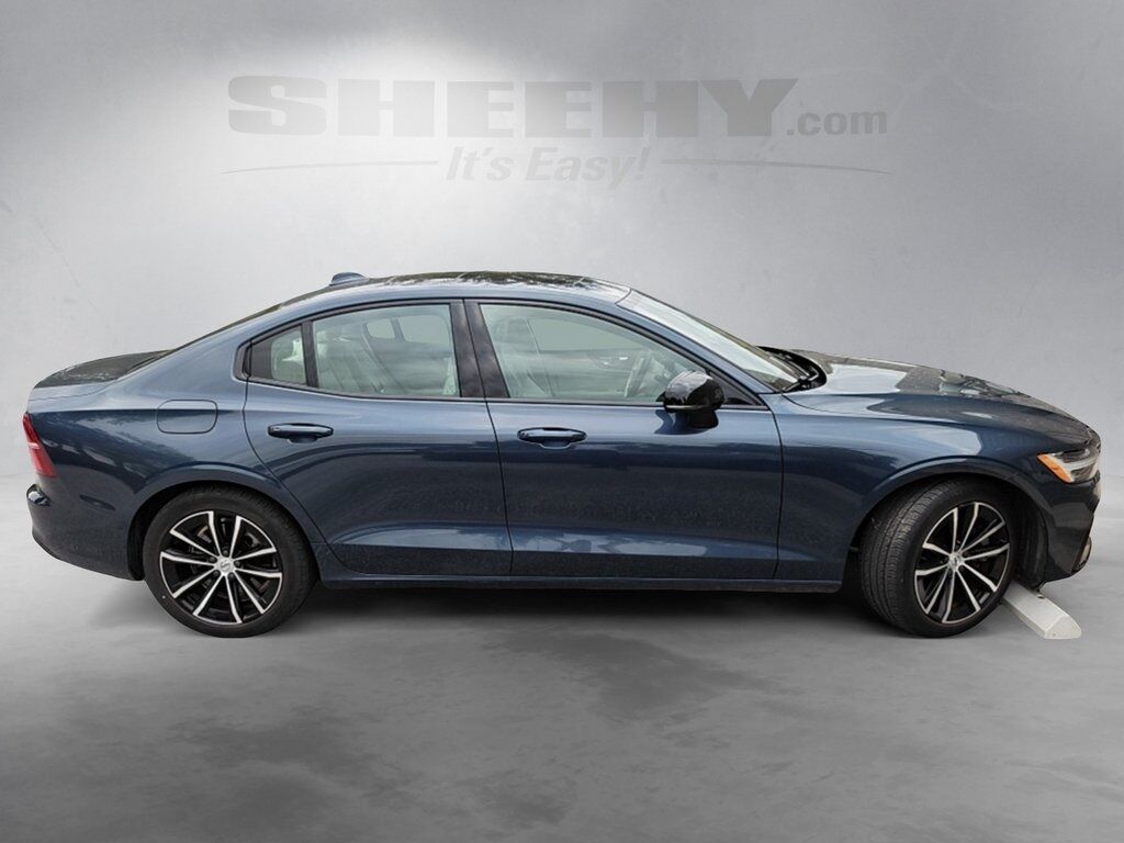 2023 Volvo S60 Recharge Plug-In Hybrid T8 Core Dark Theme Hunt Valley MD