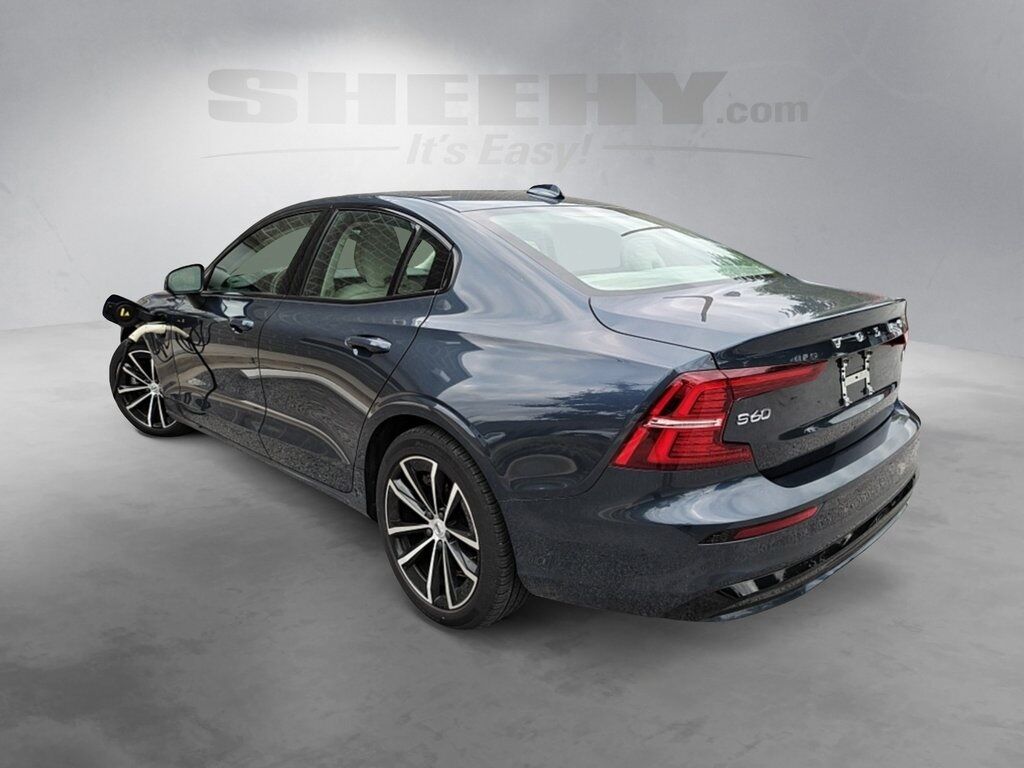 2023 Volvo S60 Recharge Plug-In Hybrid T8 Core Dark Theme Hunt Valley MD