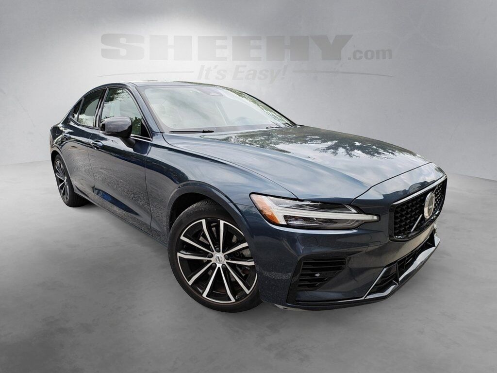 2023 Volvo S60 Recharge Plug-In Hybrid T8 Core Dark Theme Hunt Valley MD