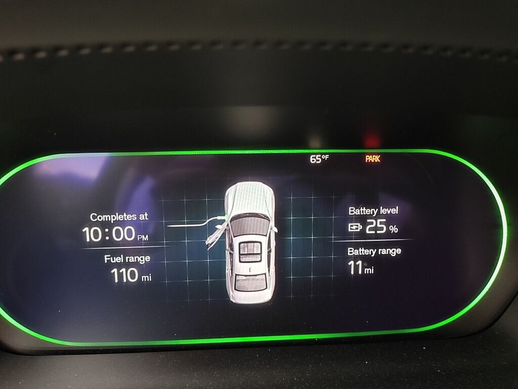 2023 Volvo S60 Recharge Plug-In Hybrid T8 Core Dark Theme Hunt Valley MD