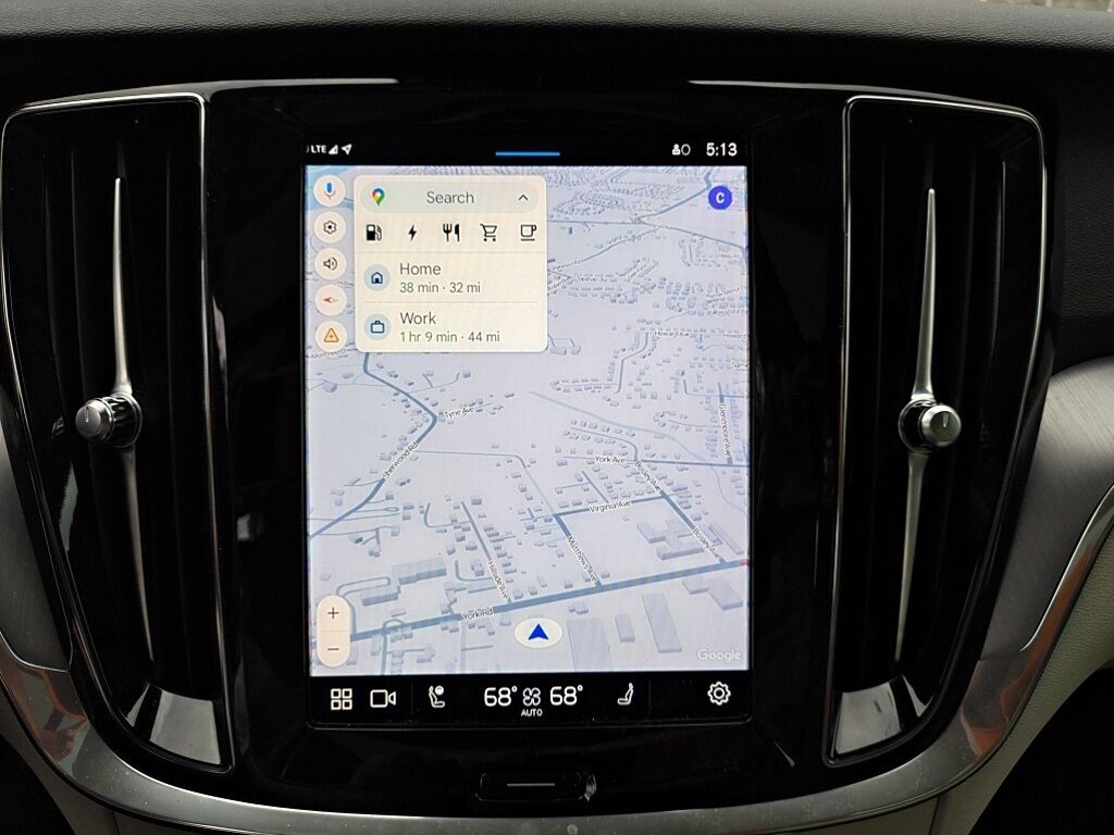2023 Volvo S60 Recharge Plug-In Hybrid T8 Core Dark Theme Hunt Valley MD