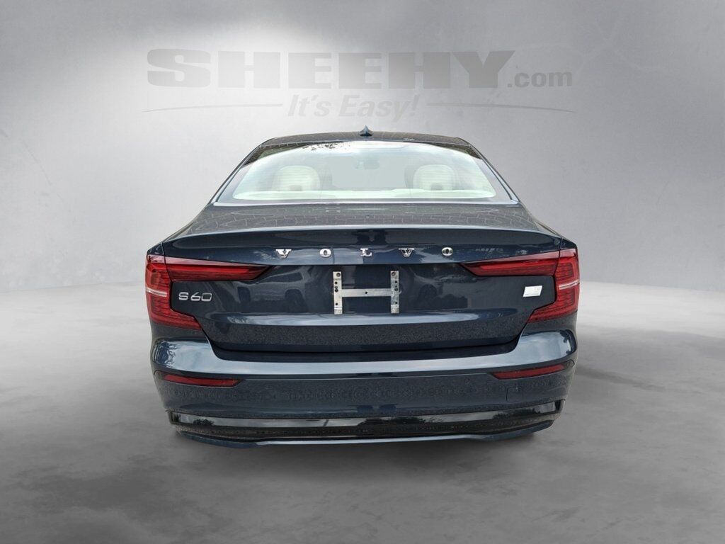 2023 Volvo S60 Recharge Plug-In Hybrid T8 Core Dark Theme Hunt Valley MD