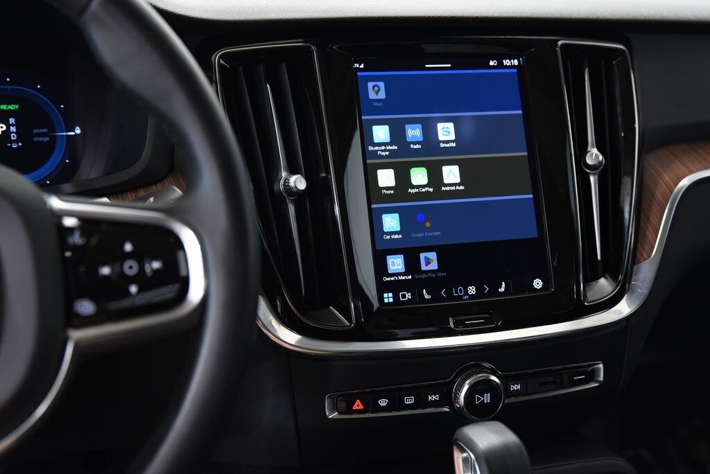 2023 Volvo S60 Recharge Plug-In Hybrid T8 Plus Dark Theme Akron OH