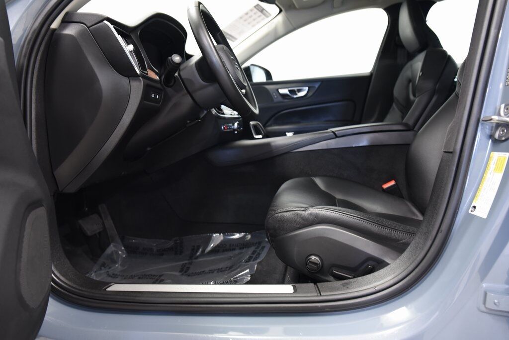 2023 Volvo S60 Recharge Plug-In Hybrid T8 Plus Dark Theme Akron OH