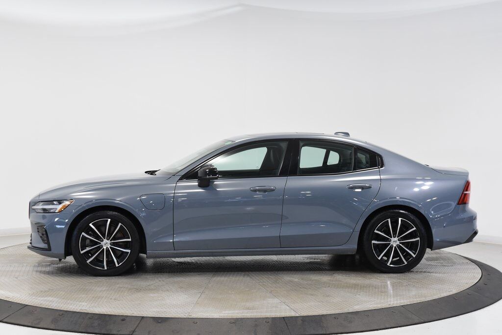 2023 Volvo S60 Recharge Plug-In Hybrid T8 Plus Dark Theme Akron OH