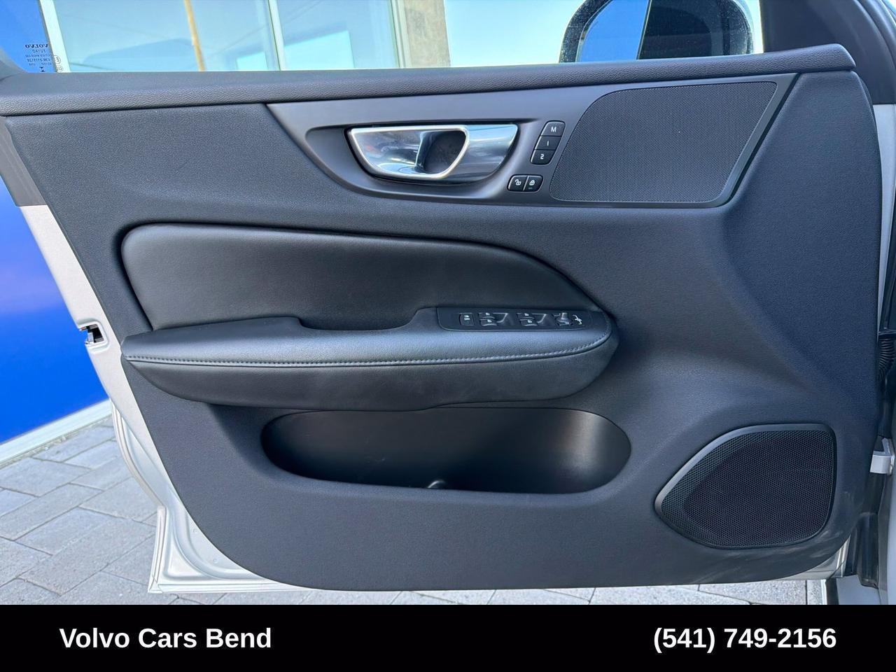 2023 Volvo S60 Recharge Plug-In Hybrid T8 Plus Dark Theme Bend OR