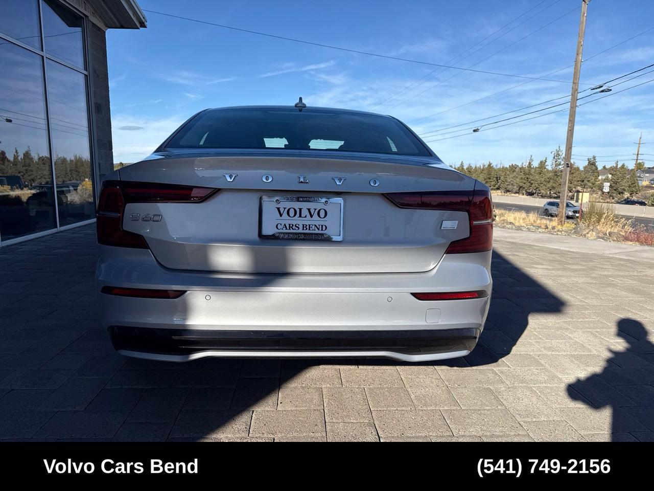 2023 Volvo S60 Recharge Plug-In Hybrid T8 Plus Dark Theme Bend OR