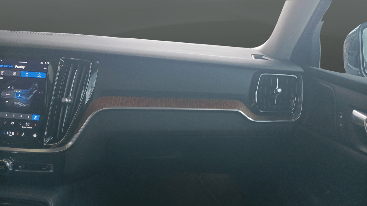 2023 Volvo S60 Recharge Plug-In Hybrid T8 Plus Dark Theme Jacksonville FL