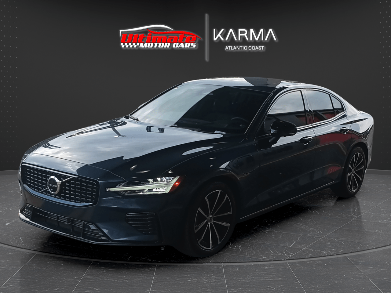 2023 Volvo S60 Recharge Plug-In Hybrid T8 Plus Dark Theme