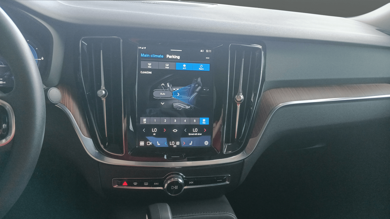 2023 Volvo S60 Recharge Plug-In Hybrid T8 Plus Dark Theme Jacksonville FL