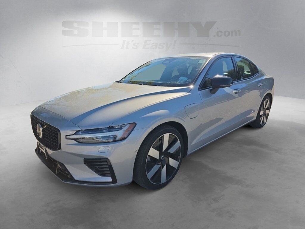 2023 Volvo S60 Recharge Plug-In Hybrid T8 Plus Dark Theme Hunt Valley MD