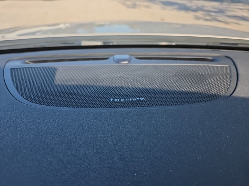 2023 Volvo S60 Recharge Plug-In Hybrid T8 Plus Dark Theme Hunt Valley MD