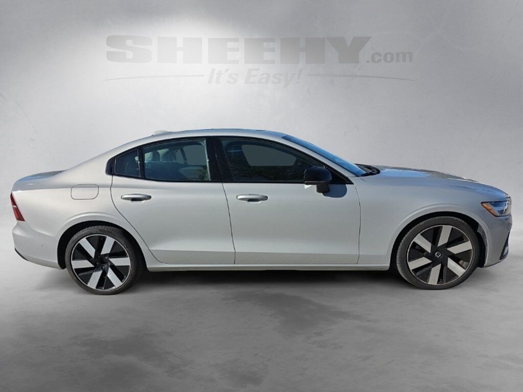 2023 Volvo S60 Recharge Plug-In Hybrid T8 Plus Dark Theme Hunt Valley MD