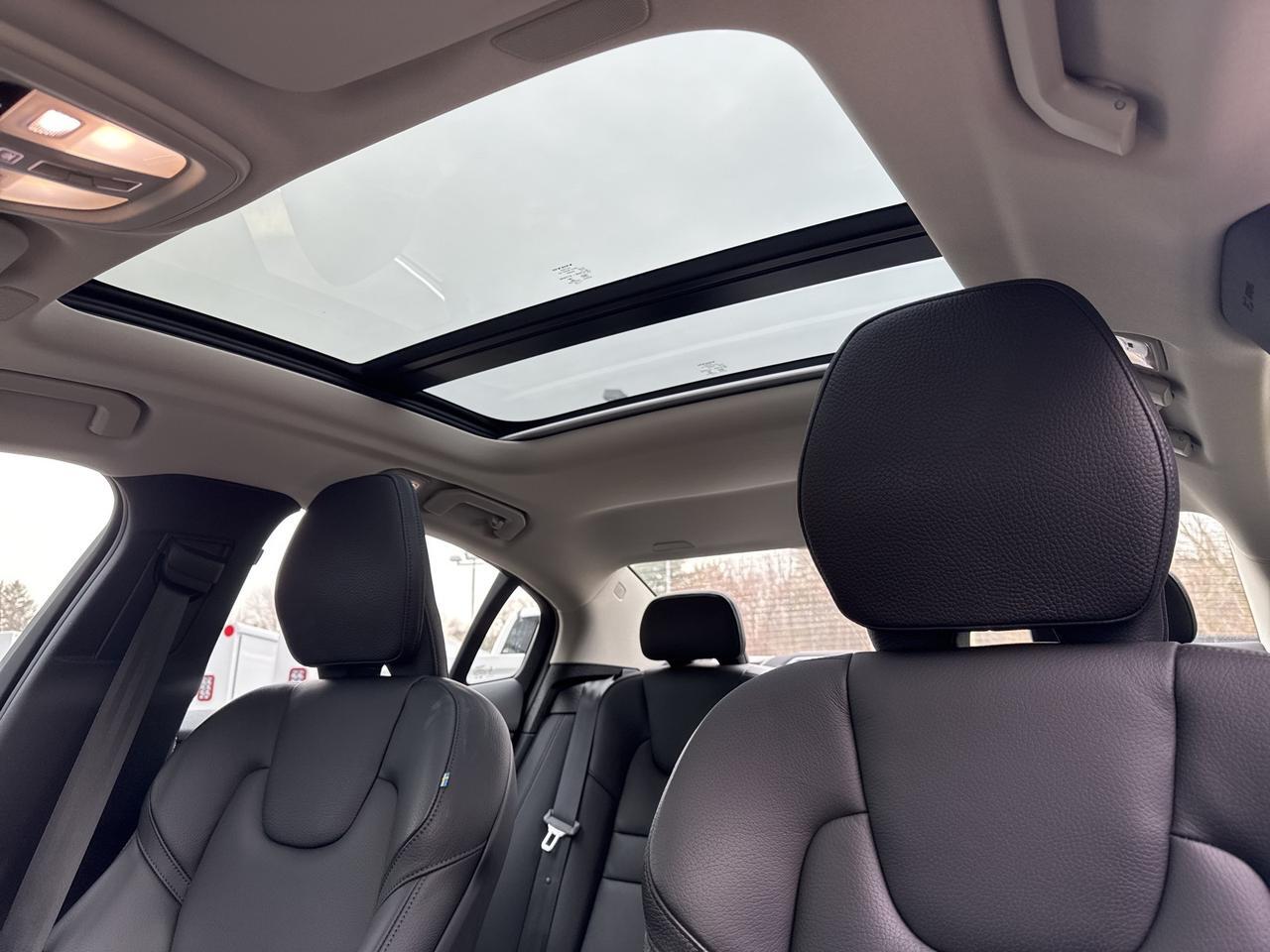 2023 Volvo S60 Recharge Plug-In Hybrid Ultimate Warrenton VA