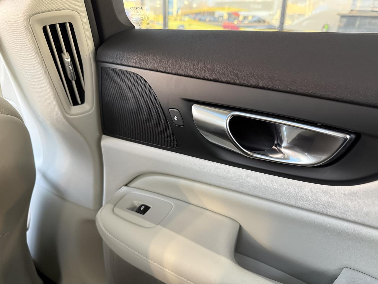 2023 Volvo S60 Ultimate Bright Theme Knoxville TN