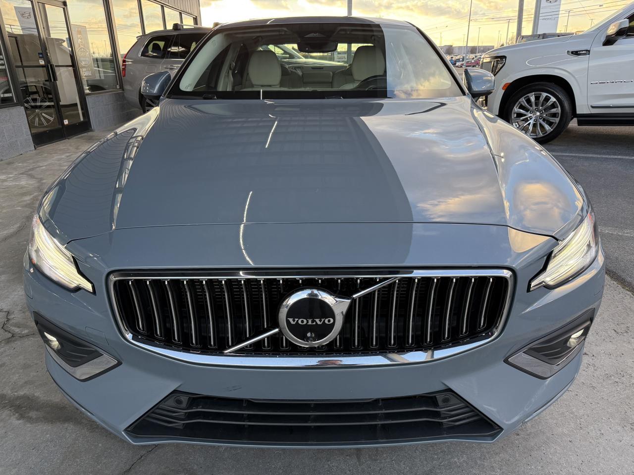 2023 Volvo S60 Ultimate Bright Theme Knoxville TN