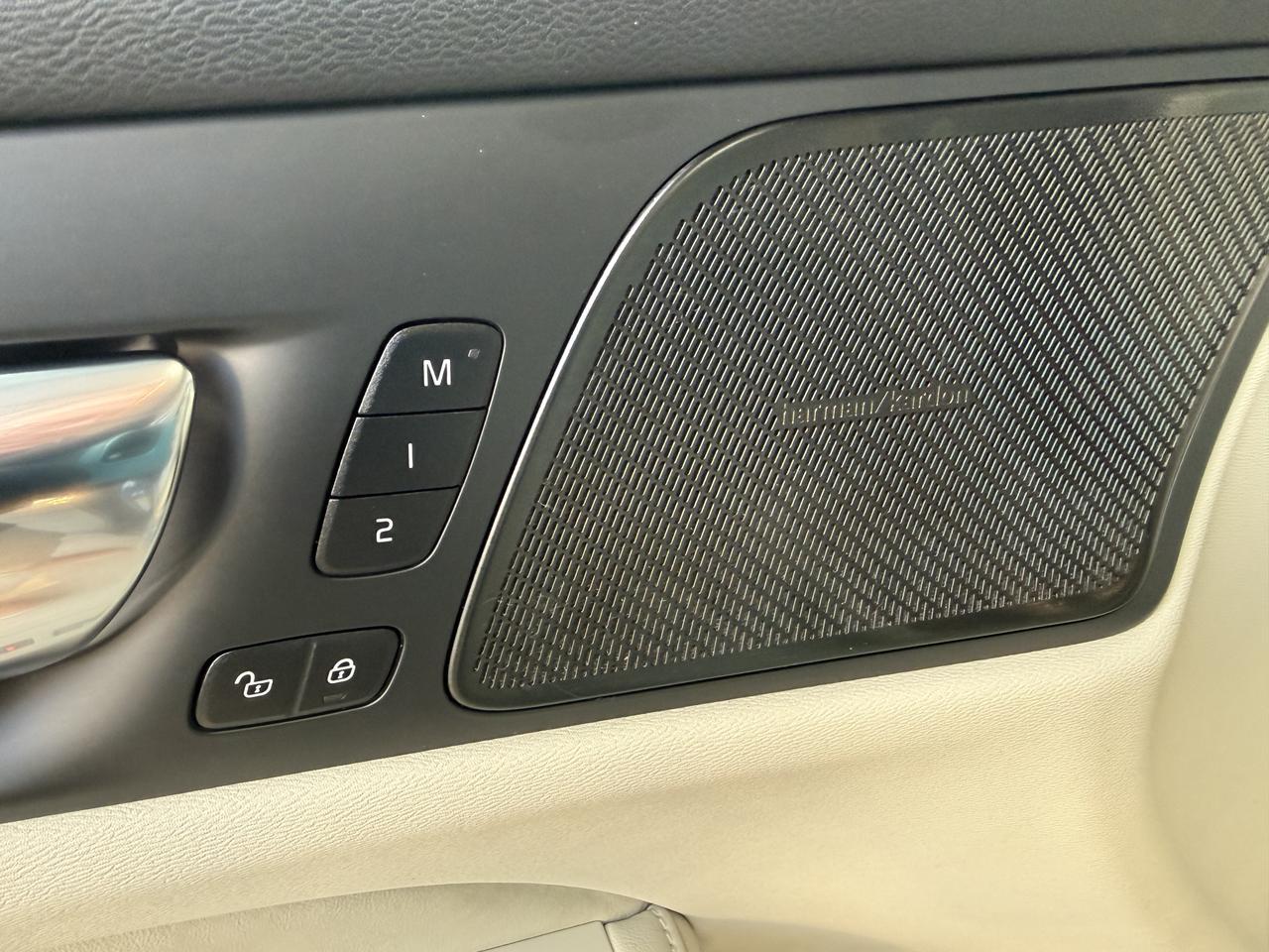 2023 Volvo S60 Ultimate Bright Theme Knoxville TN