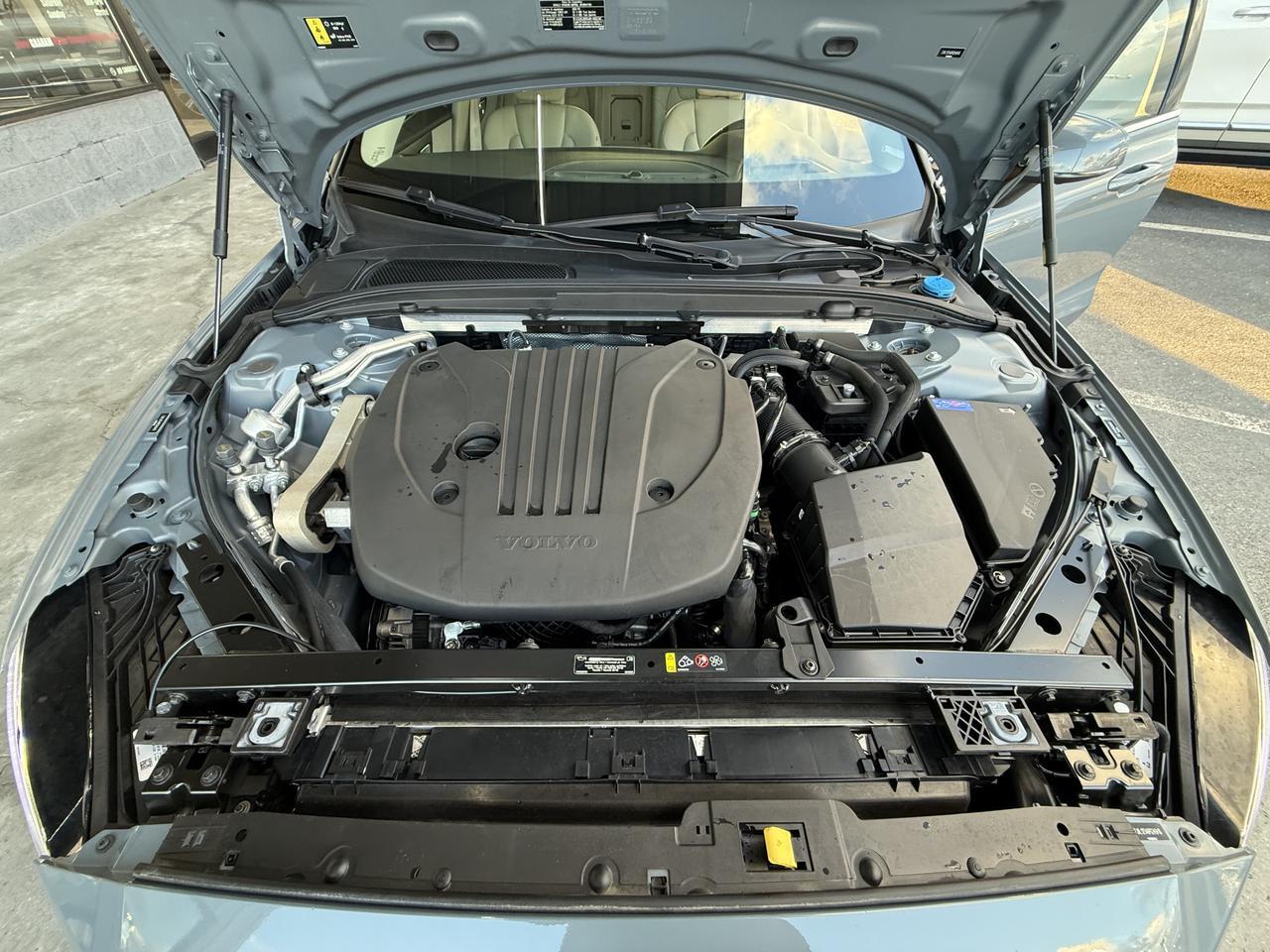 2023 Volvo S60 Ultimate Bright Theme Knoxville TN