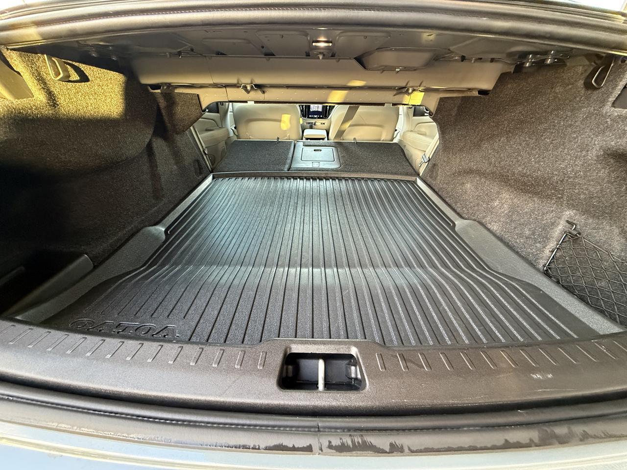 2023 Volvo S60 Ultimate Bright Theme Knoxville TN