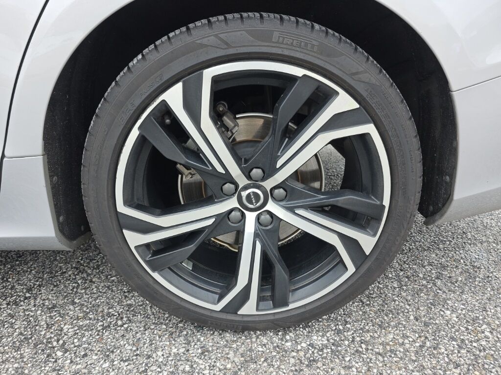 2023 Volvo S60 Ultimate Hunt Valley MD