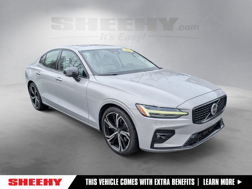 2023 Volvo S60 Ultimate