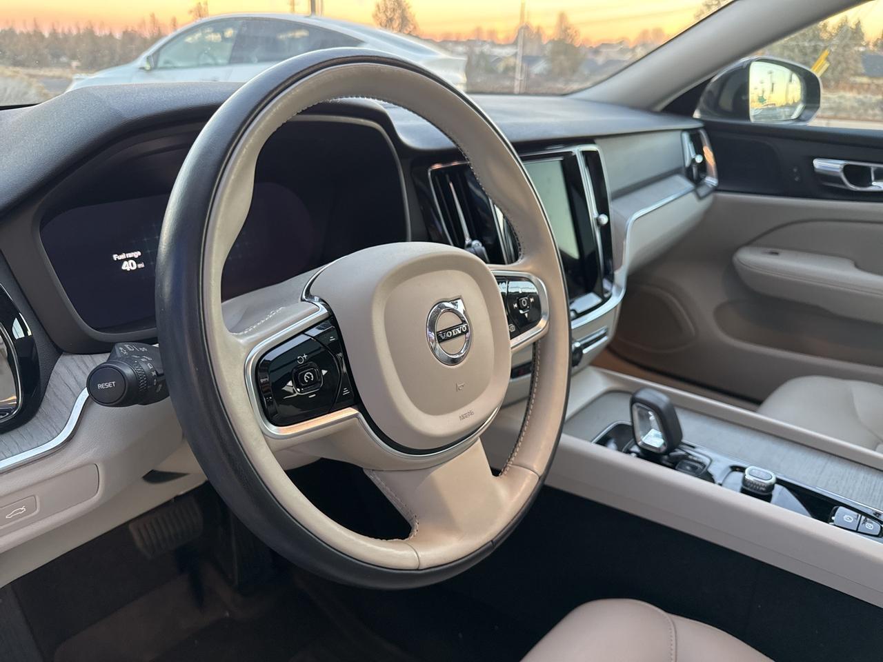 2023 Volvo V60 Cross Country B5 Plus Bend OR