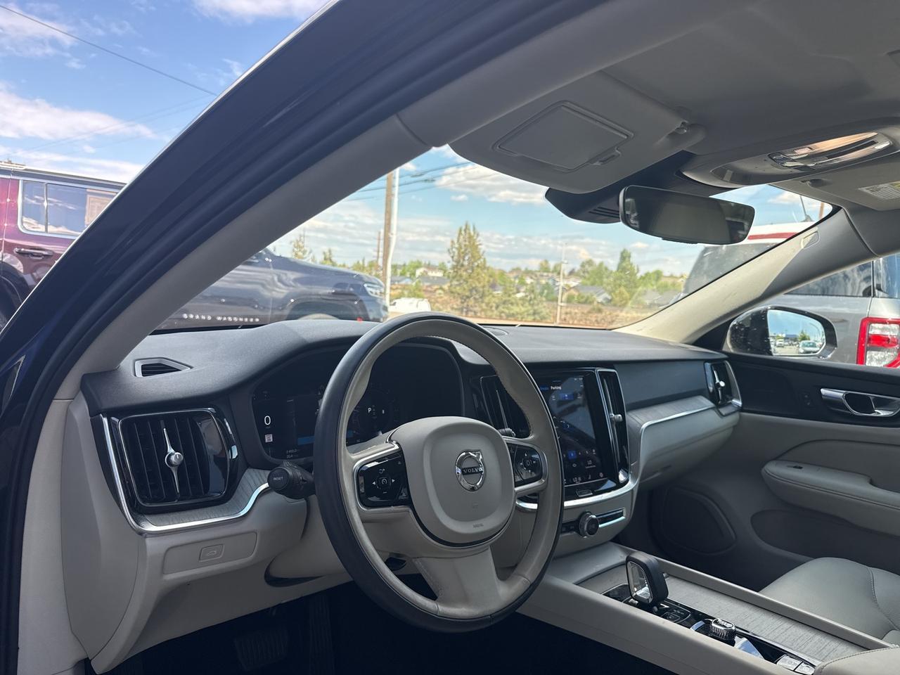 2023 Volvo V60 Cross Country B5 Plus Bend OR