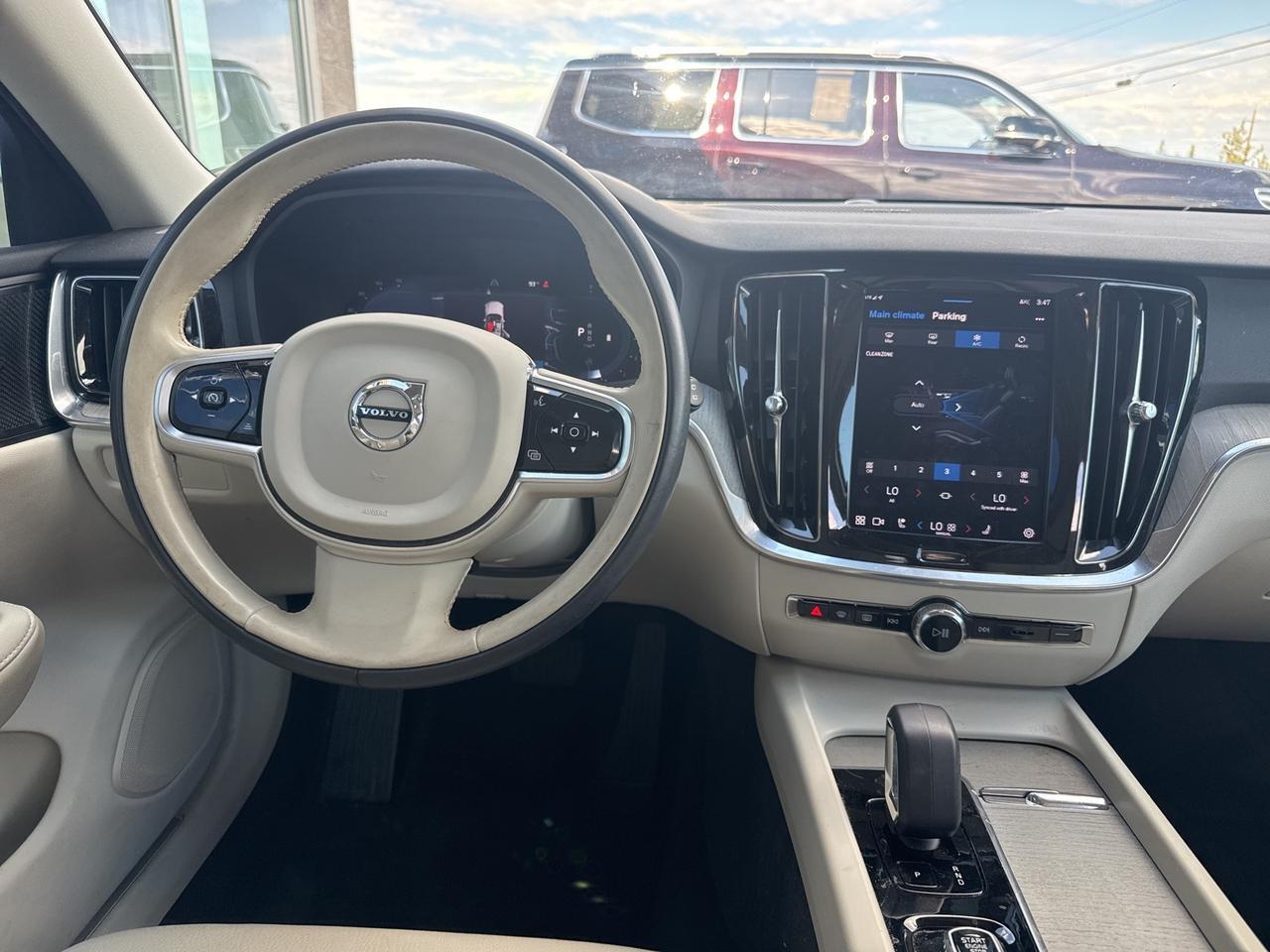 2023 Volvo V60 Cross Country B5 Plus Bend OR