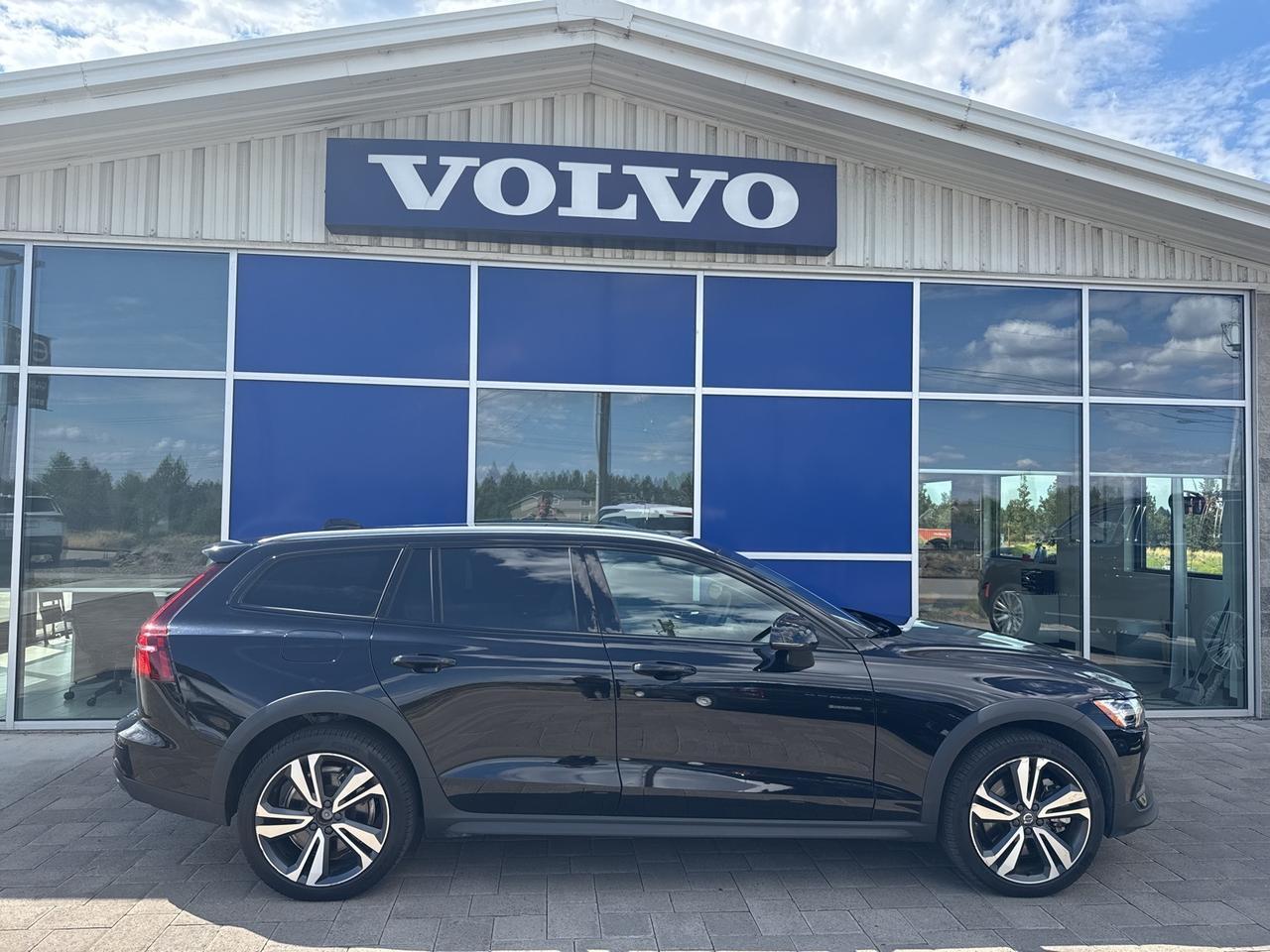2023 Volvo V60 Cross Country B5 Plus Bend OR