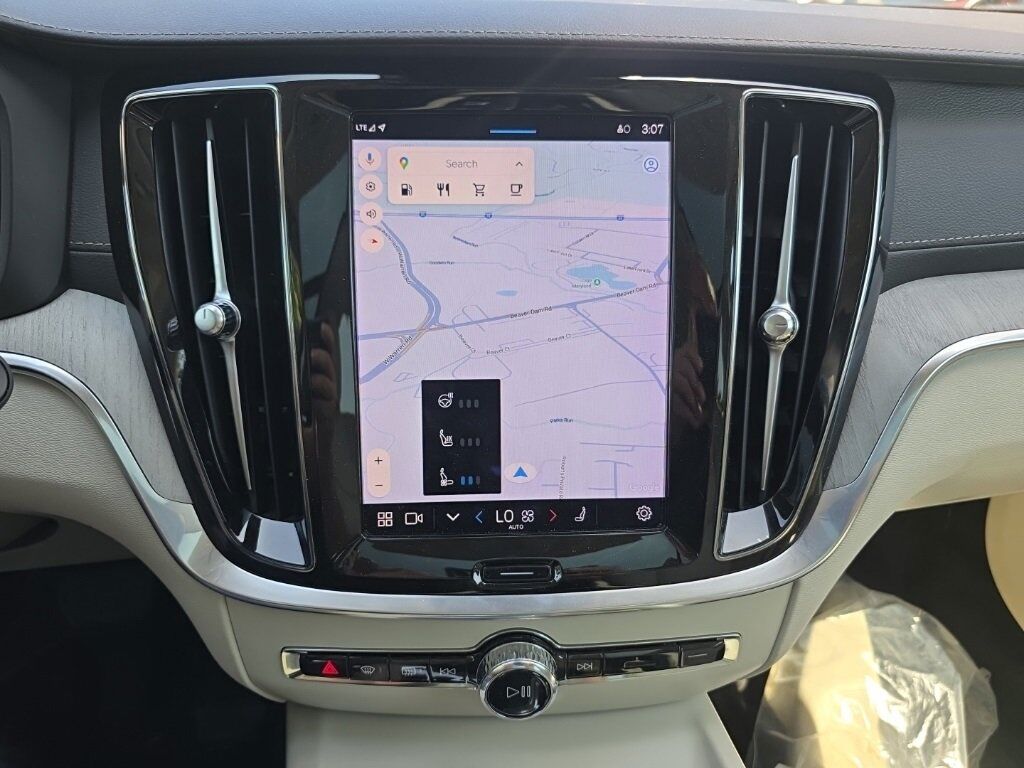 2023 Volvo V60 Cross Country Ultimate Hunt Valley MD