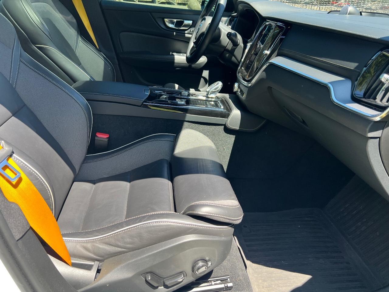 2023 Volvo V60 T8 AWD Polestar Engineered Ext Range w/Bowers & Wilkins, Pilot Assist, 360 Cam, 4 Heated Seats & Whe Portland OR