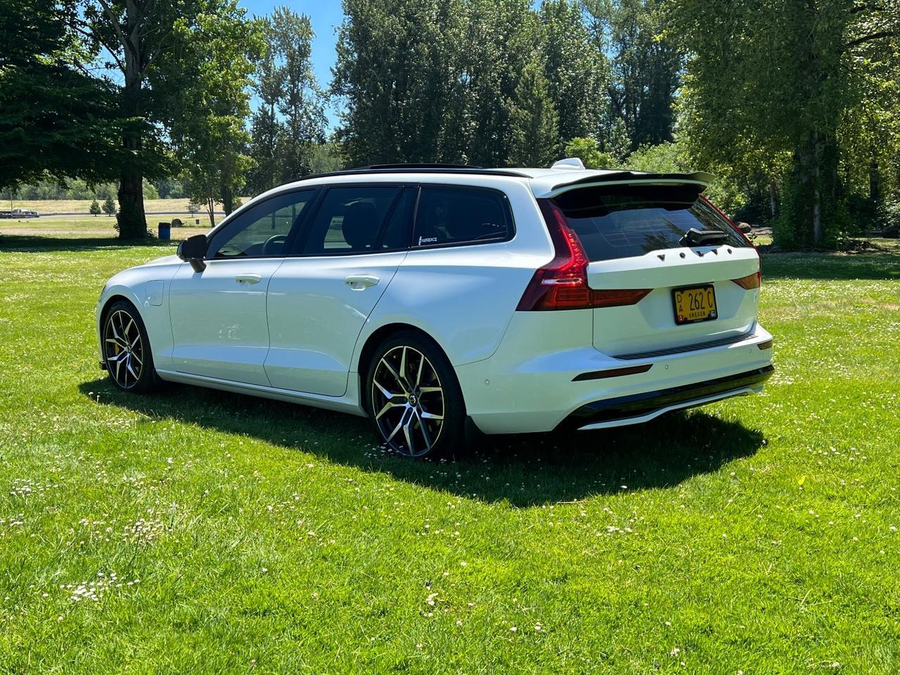 2023 Volvo V60 T8 AWD Polestar Engineered Ext Range w/Bowers & Wilkins, Pilot Assist, 360 Cam, 4 Heated Seats & Whe Portland OR