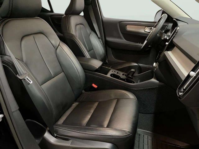 2023 Volvo XC40 B4 Core Dallas TX