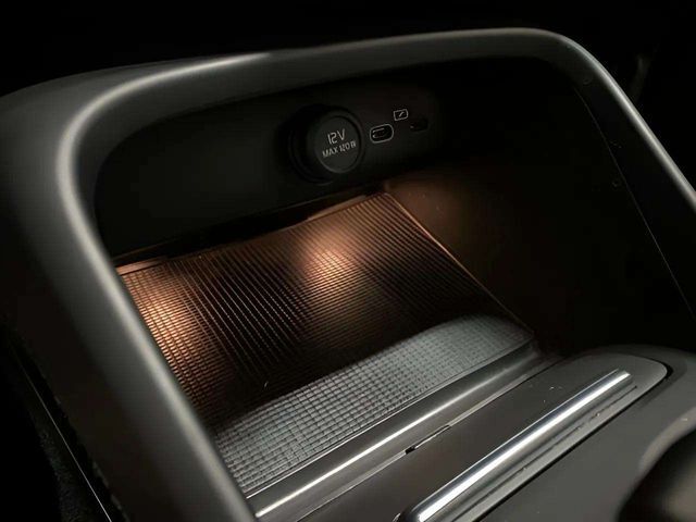 2023 Volvo XC40 B4 Core Dallas TX