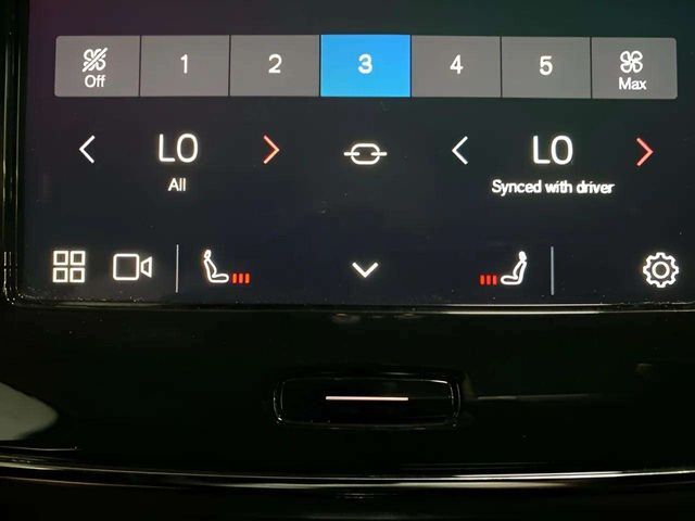 2023 Volvo XC40 B4 Core Dallas TX