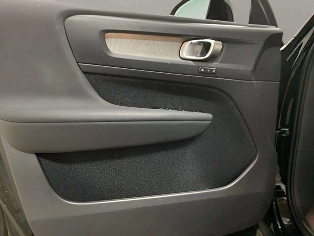 2023 Volvo XC40 B4 Core Dallas TX