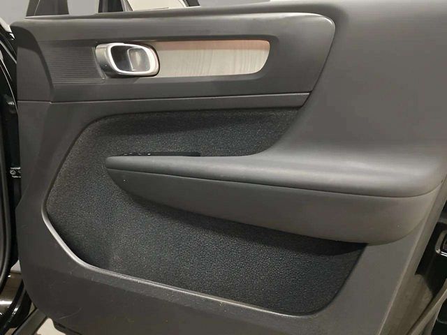 2023 Volvo XC40 B4 Core Dallas TX