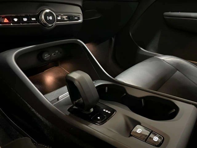2023 Volvo XC40 B4 Core Dallas TX