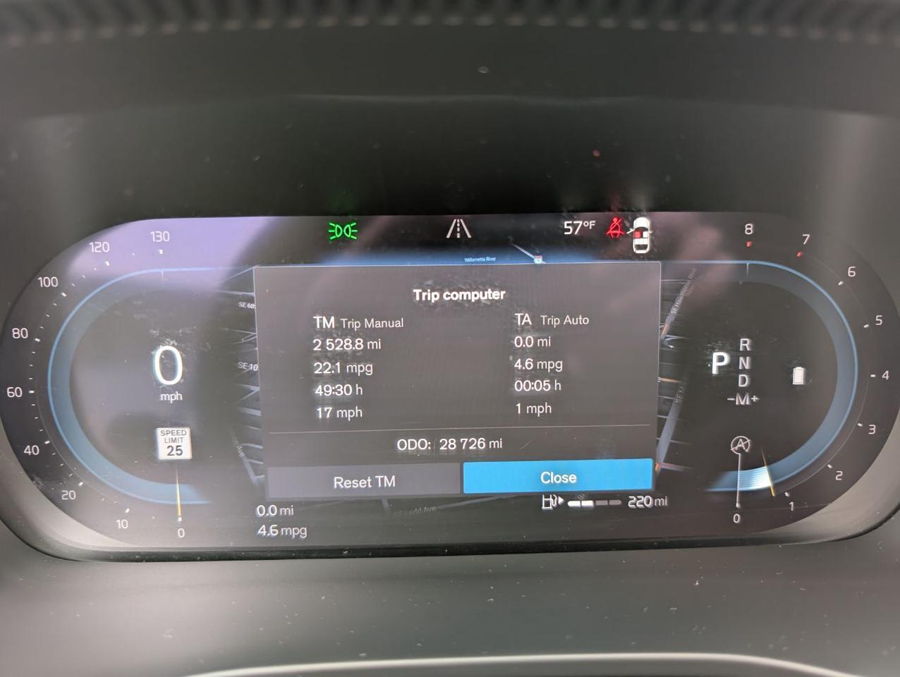 2023 Volvo XC40 B5 AWD Hybrid ULTIMATE w/Harman Kardon, Pilot Assist, 360 Cam, 4 Heated Seats & Wheel Portland OR