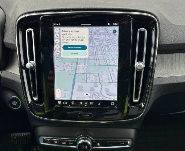 2023 Volvo XC40 B5 AWD Hybrid ULTIMATE w/Harman Kardon, Pilot Assist, Climate Package * Portland OR