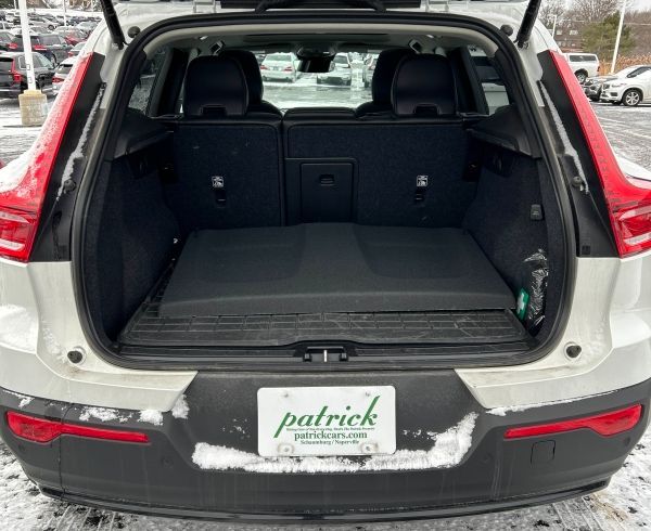 2023 Volvo XC40 B5 AWD Hybrid ULTIMATE w/Harman Kardon, Pilot Assist, Climate Package * Portland OR