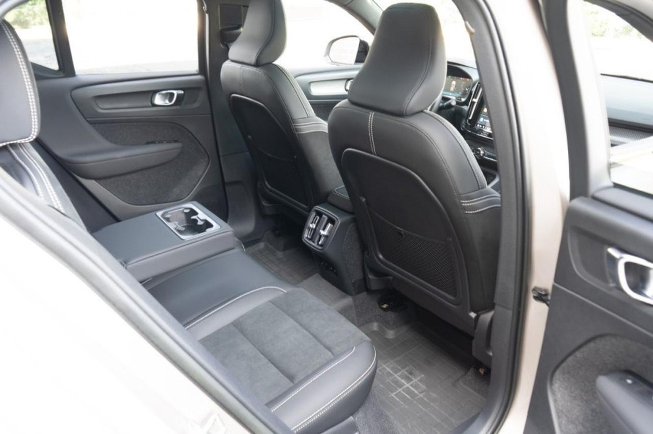 2023 Volvo XC40 B5 AWD Ultimate Dark Theme Yonkers NY