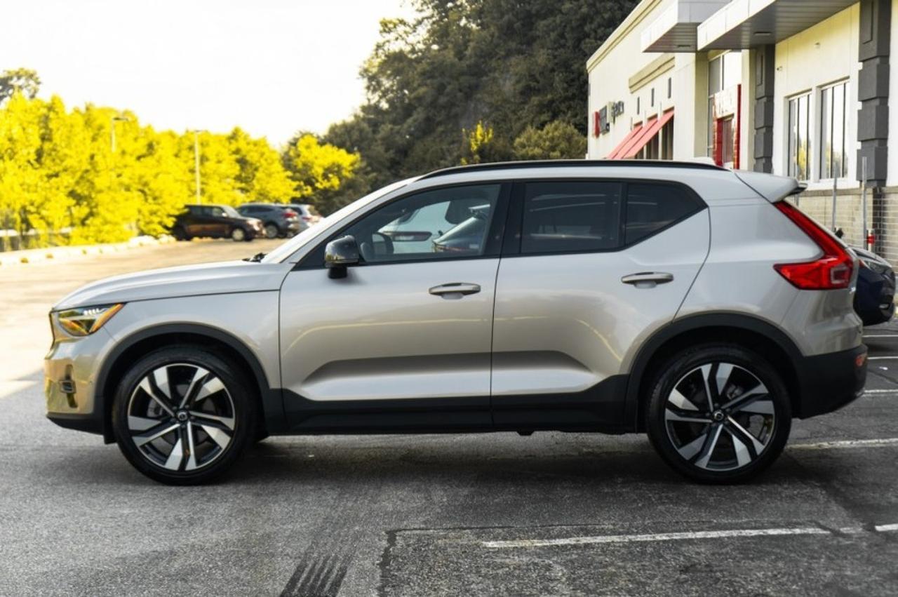 2023 Volvo XC40 B5 AWD Ultimate Dark Theme Yonkers NY