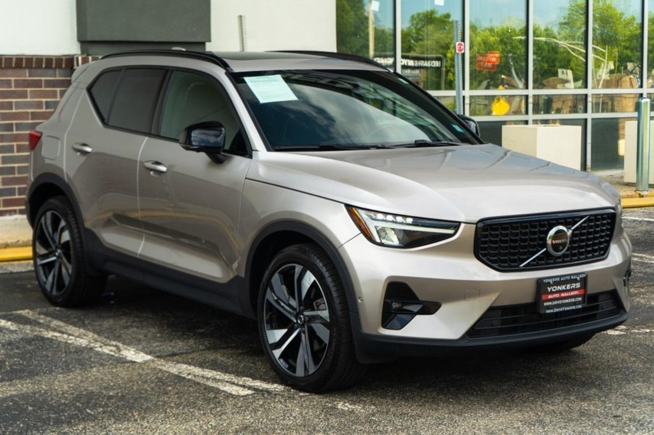 2023 Volvo XC40 B5 AWD Ultimate Dark Theme Yonkers NY