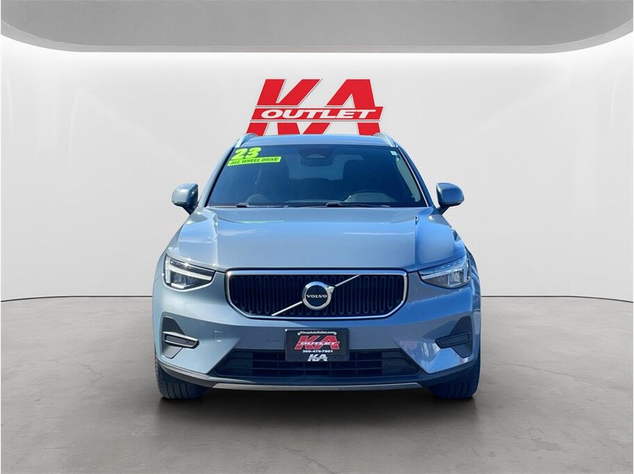 2023 Volvo XC40 B5 Core Sport Utility 4D Port Orchard WA